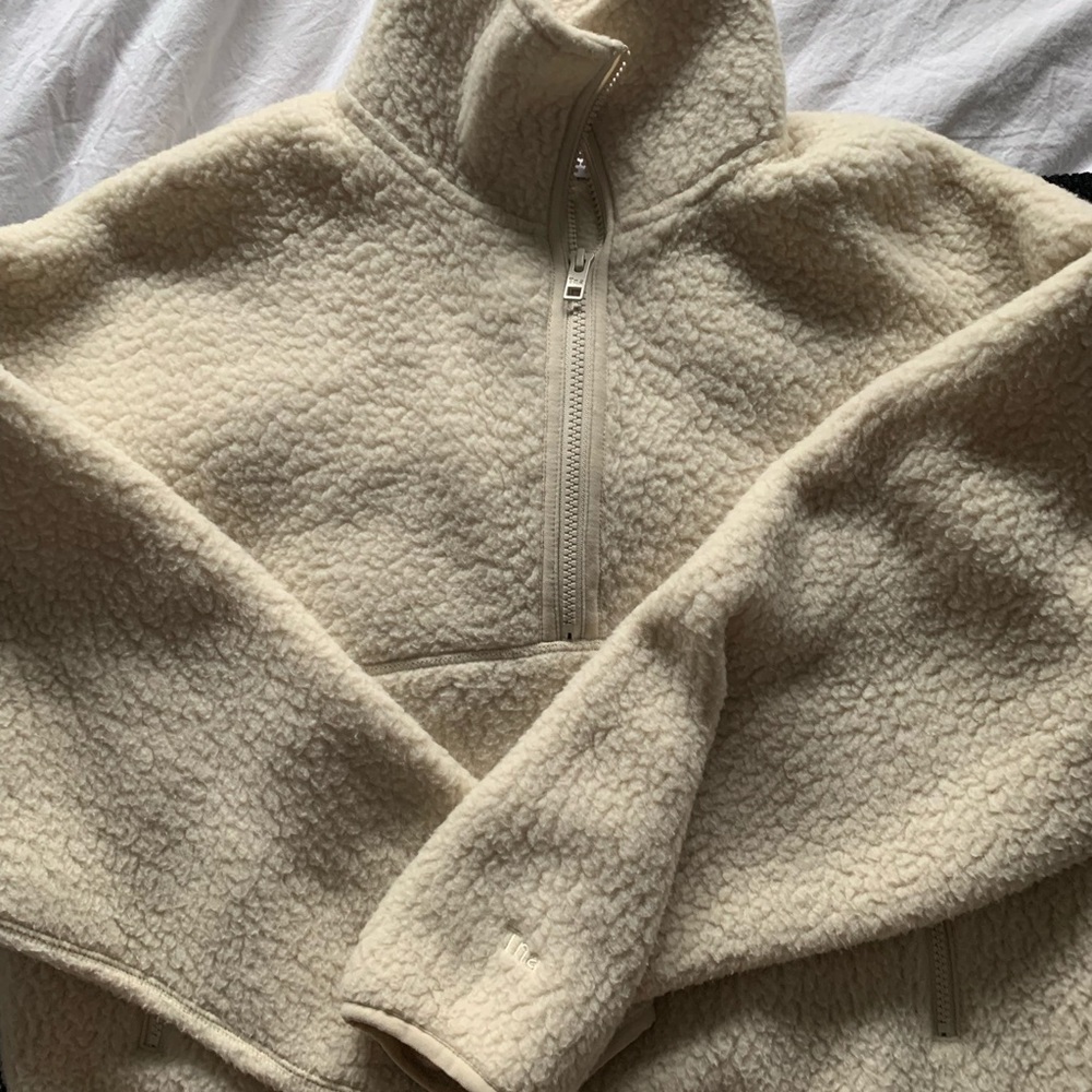 TNA Rush 1/4 zip pullover